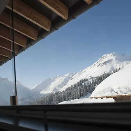 Kar Design מלון דירות לך אם ארלברג